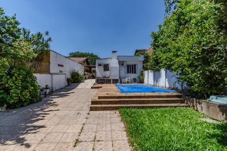 Casa à venda com 170m², 2 quartos e 5 vagasPiscina