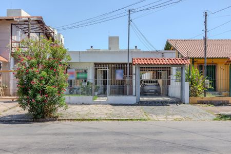 Casa à venda com 170m², 2 quartos e 5 vagasFachada