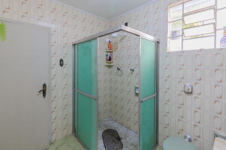 Casa à venda com 170m², 2 quartos e 5 vagasBanheiro da Suíte