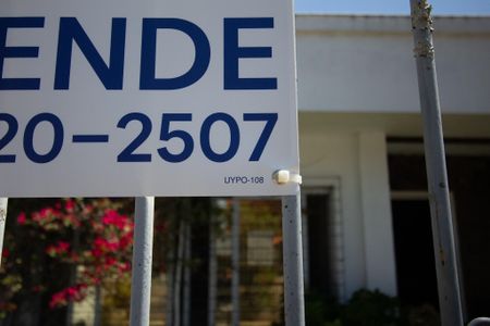 Casa à venda com 170m², 2 quartos e 5 vagasPlaca Detalhe