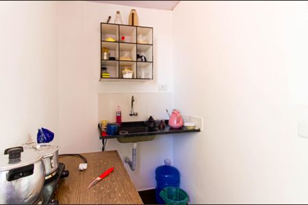 Cozinha de apartamento para alugar com 1 quarto, 70m² em Várzea da Barra Funda, São Paulo