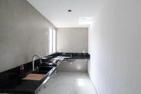 Apartamento para alugar com 43m², 2 quartos e 1 vagaCozinha e Área de Serviço
