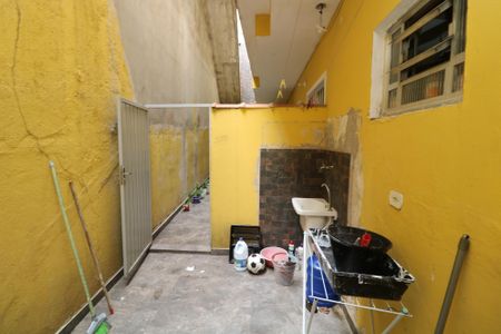 Casa para alugar com 50m², 1 quarto e sem vagaÁrea de Serviço