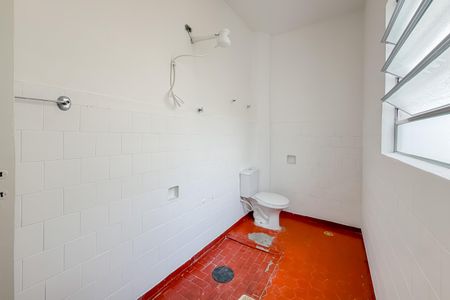 Casa para alugar com 90m², 2 quartos e sem vaga Casa para alugar com 90m², 2 quartos e sem vagaBanheiro Corredor
