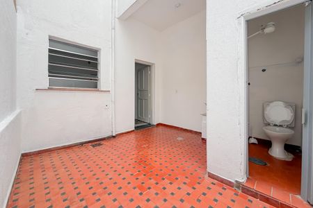 Casa para alugar com 90m², 2 quartos e sem vaga Casa para alugar com 90m², 2 quartos e sem vagaQuintal e Área de Serviço