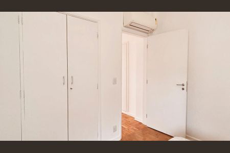 Apartamento à venda com 90m², 2 quartos e 1 vagaSuíte