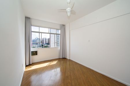 Apartamento para alugar com 140m², 3 quartos e 1 vagaQUARTO2