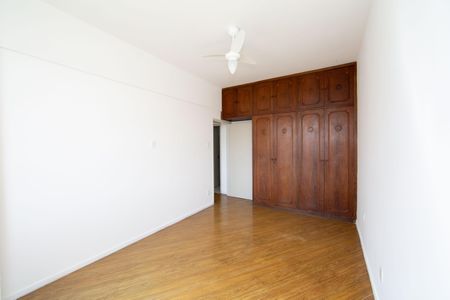 Apartamento para alugar com 140m², 3 quartos e 1 vagaQUARTO2