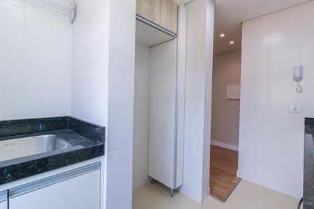 Apartamento para alugar com 77m², 3 quartos e 1 vaga Apartamento para alugar com 77m², 3 quartos e 1 vagaCozinha e Área de Serviço