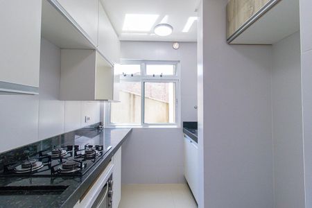 Apartamento para alugar com 77m², 3 quartos e 1 vaga Apartamento para alugar com 77m², 3 quartos e 1 vagaCozinha e Área de Serviço