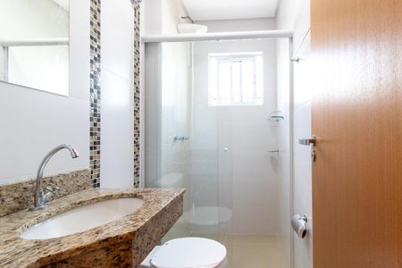 Apartamento para alugar com 77m², 3 quartos e 1 vaga Apartamento para alugar com 77m², 3 quartos e 1 vagaBanheiro da Suíte
