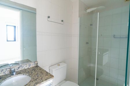 Banheiro da Suíte de apartamento para alugar com 1 quarto, 34m² em Vila Monte Alegre, São Paulo