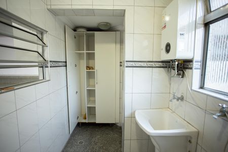 Apartamento à venda com 82m², 3 quartos e 2 vagasÁREA DE SERVIÇO