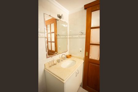 Apartamento à venda com 82m², 3 quartos e 2 vagasBANHEIRO DA SUÍTE