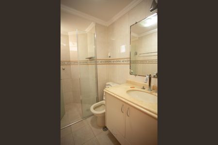 Apartamento à venda com 82m², 3 quartos e 2 vagasBANHEIRO 