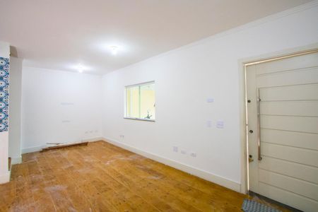 Casa à venda com 110m², 2 quartos e 2 vagasSala