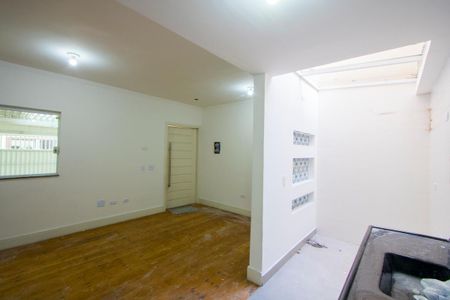 Casa à venda com 110m², 2 quartos e 2 vagasCozinha