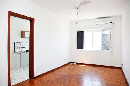 Sala de apartamento para alugar com 1 quarto, 70m² em Floresta, Porto Alegre