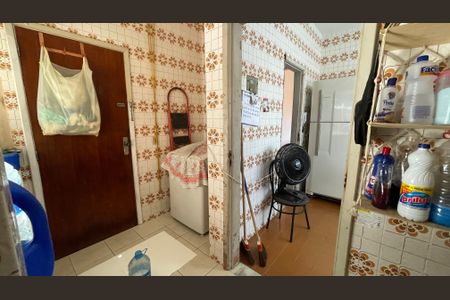 Apartamento à venda com 70m², 2 quartos e 1 vagaÁrea de Serviço