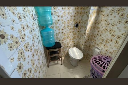 Apartamento à venda com 70m², 2 quartos e 1 vagaBanheiro de serviço