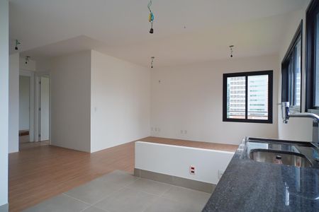 Cozinha  de apartamento à venda com 2 quartos, 65m² em Auxiliadora, Porto Alegre