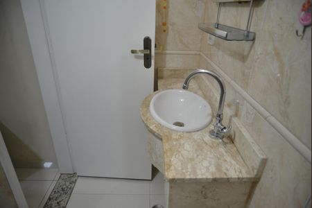 Casa à venda com 108m², 3 quartos e 3 vagasLavabo