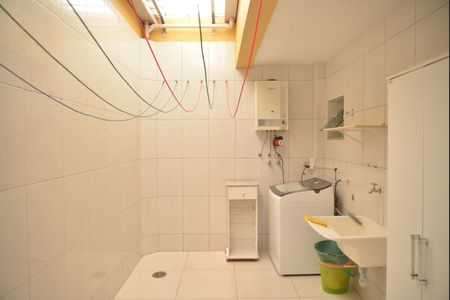 Casa à venda com 108m², 3 quartos e 3 vagasÁrea de Serviço