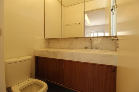 Apartamento à venda com 89m², 2 quartos e 1 vagaBanheiro da Suíte 1