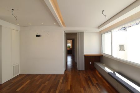 Apartamento à venda com 89m², 2 quartos e 1 vagaSala