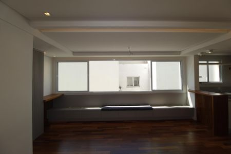 Sala de apartamento à venda com 2 quartos, 89m² em São João, Porto Alegre