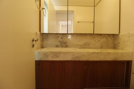 Apartamento à venda com 89m², 2 quartos e 1 vagaBanheiro