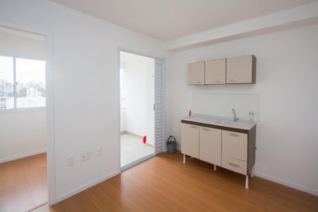 Apartamento para alugar com 2 quartos, 28m² em Vila das Belezas, São Paulo