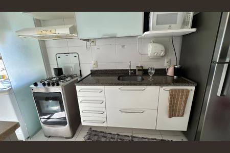 Apartamento à venda com 70m², 2 quartos e 2 vagasCozinha