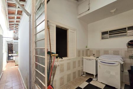 Casa à venda com 140m², 3 quartos e 2 vagasÁrea de Serviço