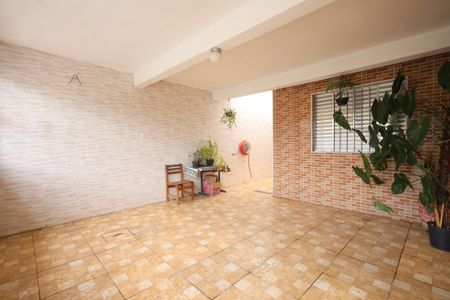 Casa para alugar com 125m², 2 quartos e 2 vagasQuintal