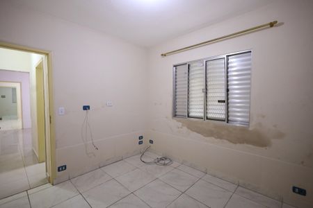 Casa para alugar com 125m², 2 quartos e 2 vagasQuarto 1