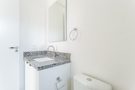 Apartamento para alugar com 26m², 1 quarto e sem vaga Apartamento para alugar com 26m², 1 quarto e sem vagaBanheiro da Suíte