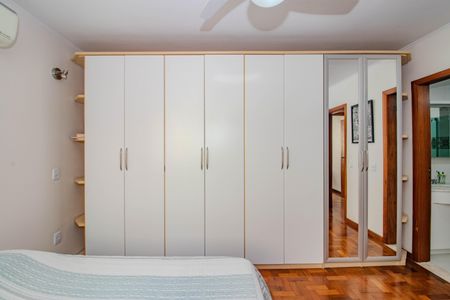 Apartamento à venda com 94m², 3 quartos e 2 vagasSuíte