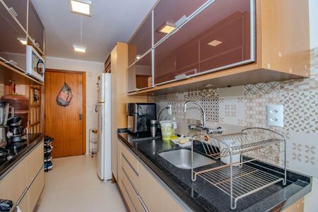 Apartamento à venda com 94m², 3 quartos e 2 vagasCozinha e Área de Serviço