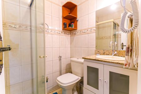 Apartamento à venda com 54m², 2 quartos e 2 vagas Apartamento à venda com 54m², 2 quartos e 2 vagasBanheiro