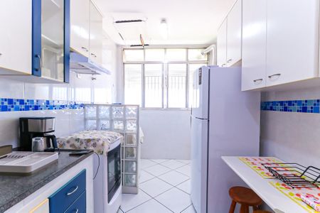 Apartamento à venda com 54m², 2 quartos e 2 vagas Apartamento à venda com 54m², 2 quartos e 2 vagasCozinha