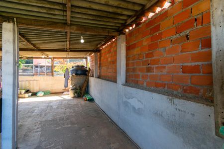 Casa à venda com 400m², 6 quartos e 2 vagasCasa 2 - Área de Serviço