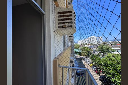 Apartamento à venda com 60m², 2 quartos e 1 vagaVaranda