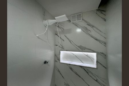 Apartamento à venda com 60m², 2 quartos e 1 vagaBanheiro Social