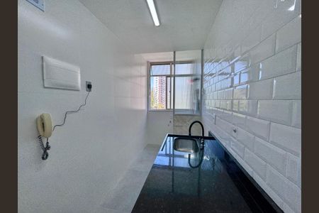 Apartamento à venda com 60m², 2 quartos e 1 vagaCozinha e Área de Serviço