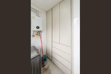 Apartamento à venda com 80m², 2 quartos e 2 vagasÁrea de serviço