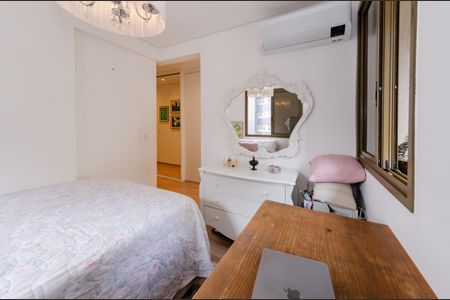 Apartamento à venda com 80m², 2 quartos e 2 vagasSuíte 1