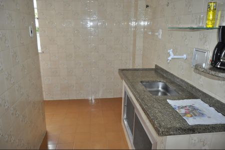 Cozinha de apartamento à venda com 2 quartos, 45m² em Pilares, Rio de Janeiro