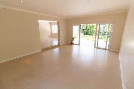 Casa de condomínio à venda com 590m², 4 quartos e 8 vagasSALA DE TV