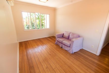 Casa de condomínio à venda com 590m², 4 quartos e 8 vagasHALL 2 PISO SUPERIOR